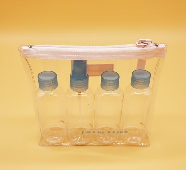 Transparent Toiletry Bag Waterproof Toiletry Travel Bag Clear PVC Zippered Cosmetic Bag Cosmetic Makeup Bag Clear Wash Bag Toiletry Organizer Make Up Bag for Travel Bathroom